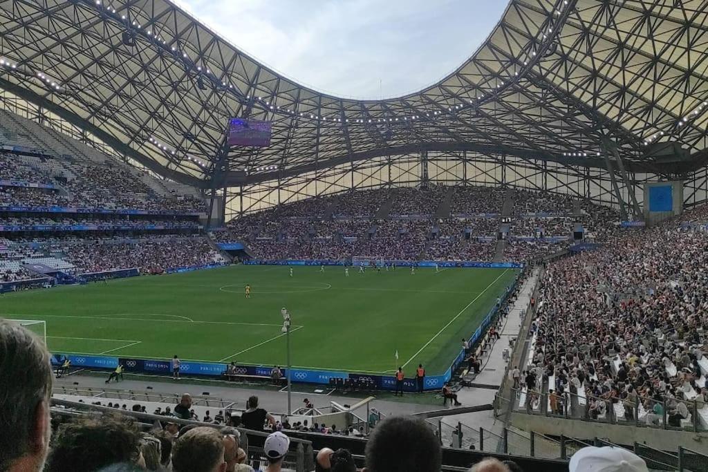 Hebergement 4 Pieces A Marseille Pres Du Velodrome Bagian luar foto
